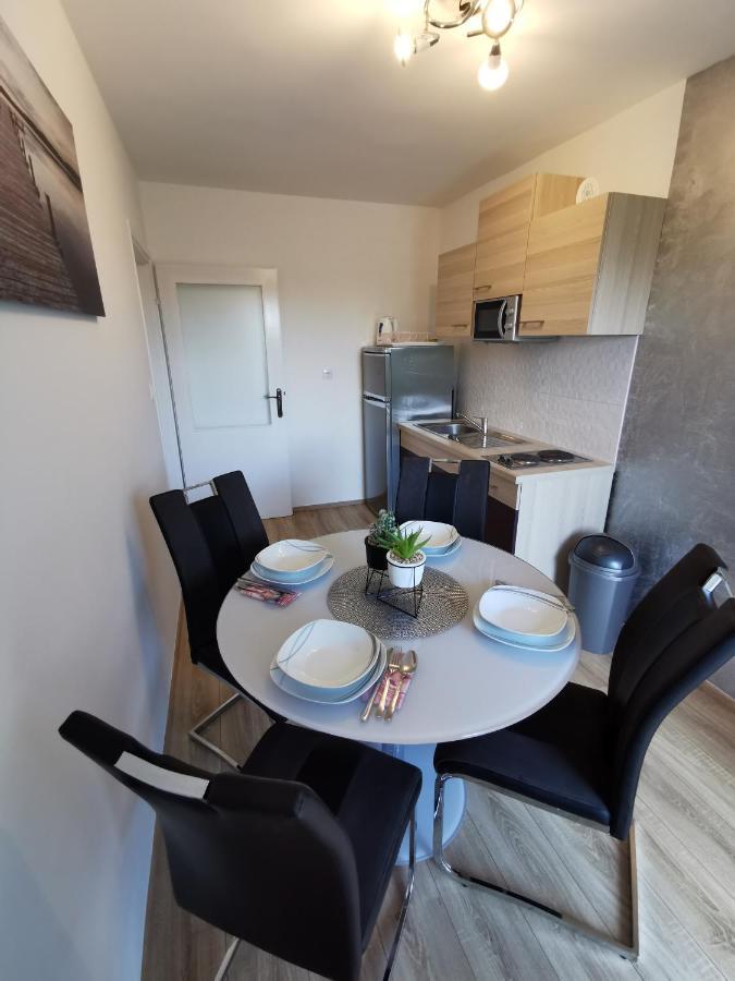 Apartment Leona Split Bagian luar foto