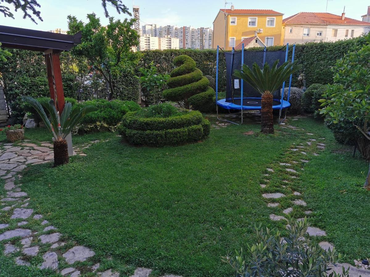 Apartment Leona Split Bagian luar foto